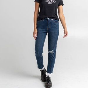 Levi’s Wedgie Straight High Rise Distressed Raw Hem Button Fly Medium Wash Jeans